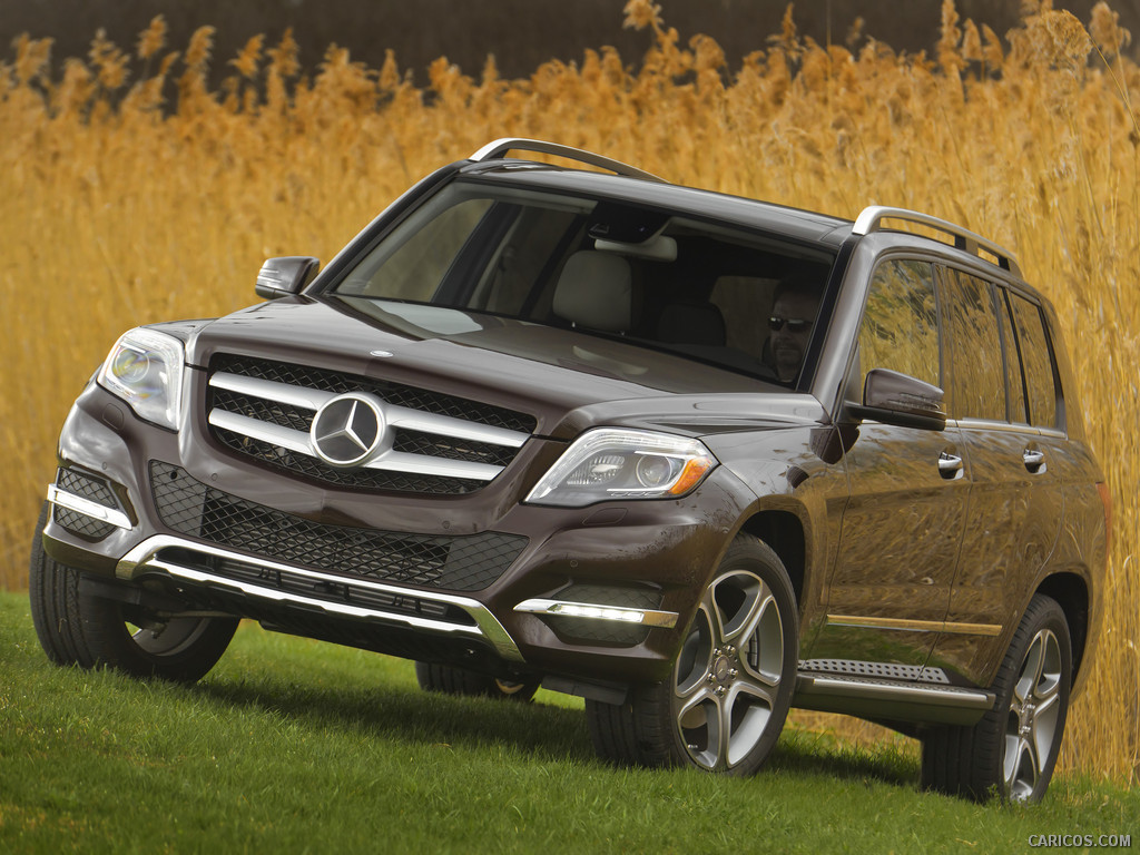 2013 Mercedes-Benz GLK250 BlueTEC (Fully Equipped) - Off-Road - Front