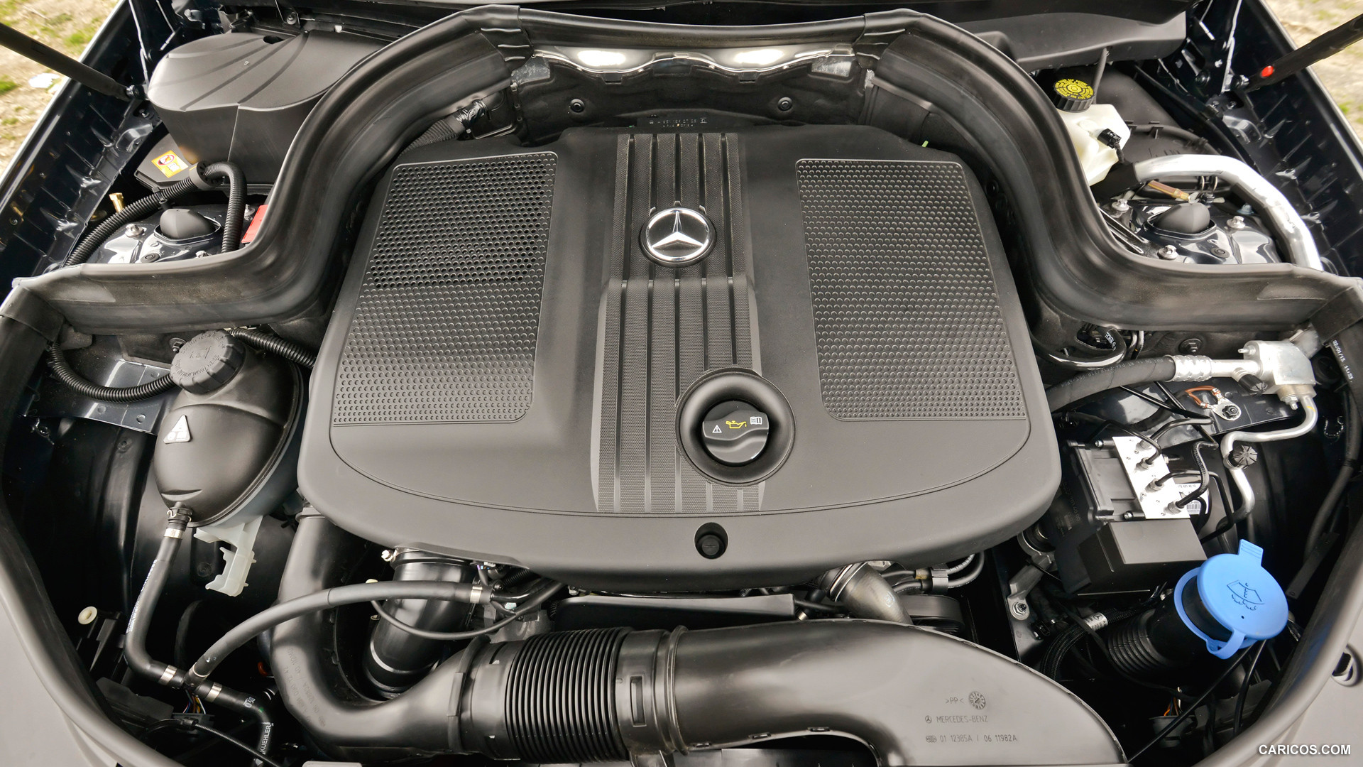 2013 Mercedes-Benz GLK250 BlueTEC  - Engine, #82 of 109
