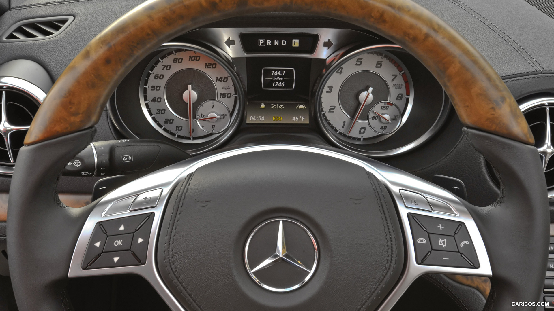 2013 Mercedes-Benz SL 550  - Interior Detail, #74 of 80