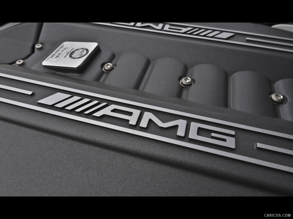 2013 Mercedes-Benz SLS AMG GT Roadster designo Mystic White  - Engine