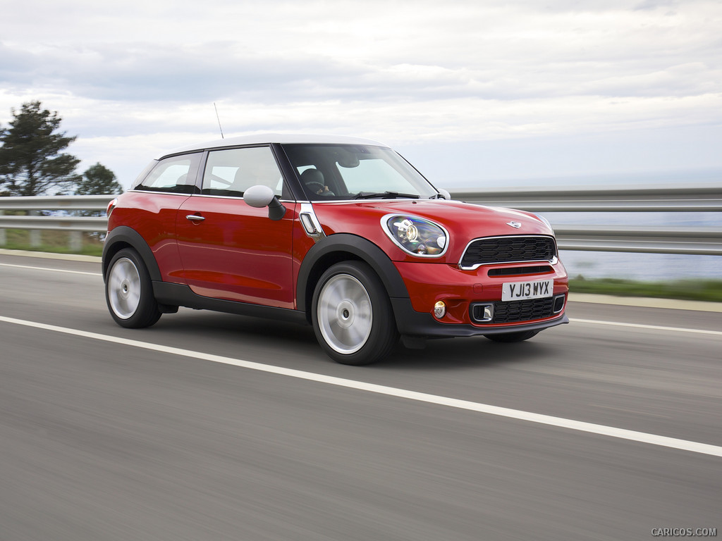 2014 MINI Cooper S Paceman UK-Version  - Front