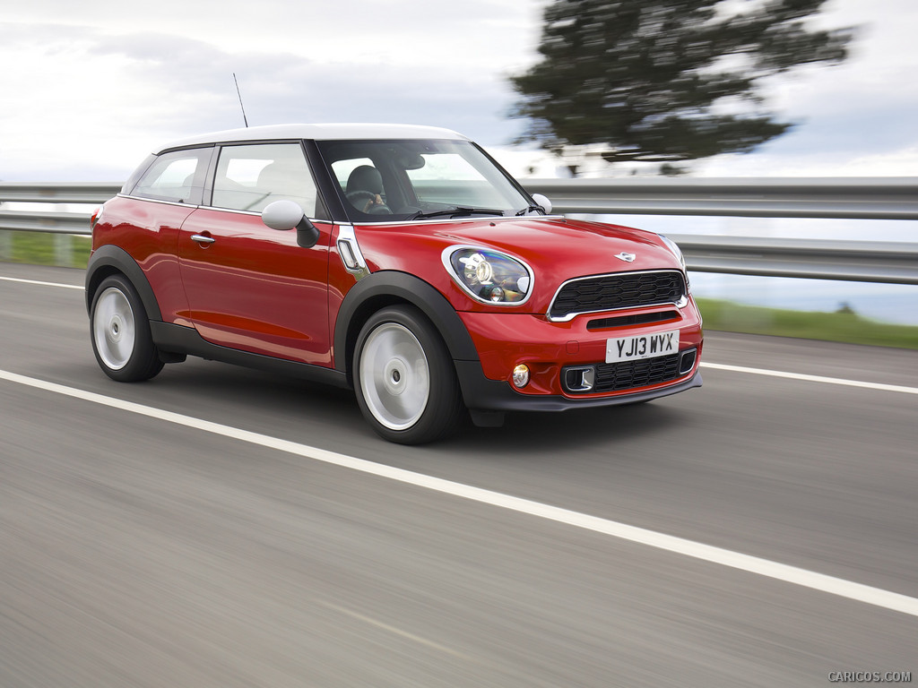 2014 MINI Cooper S Paceman UK-Version  - Front