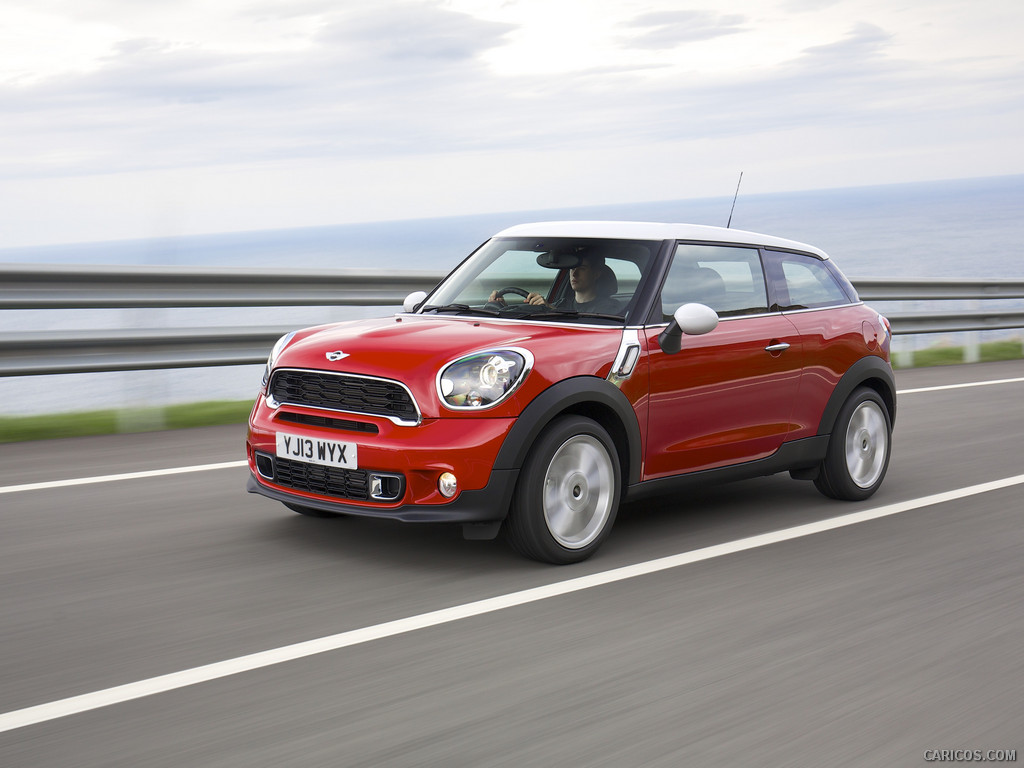 2014 MINI Cooper S Paceman UK-Version  - Front