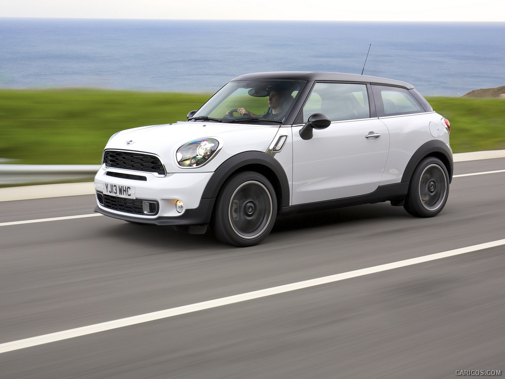 2014 MINI Cooper S Paceman UK-Version  - Front