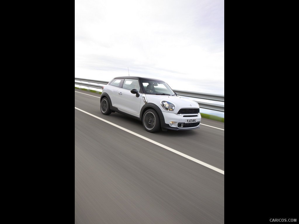 2014 MINI Cooper S Paceman UK-Version  - Front