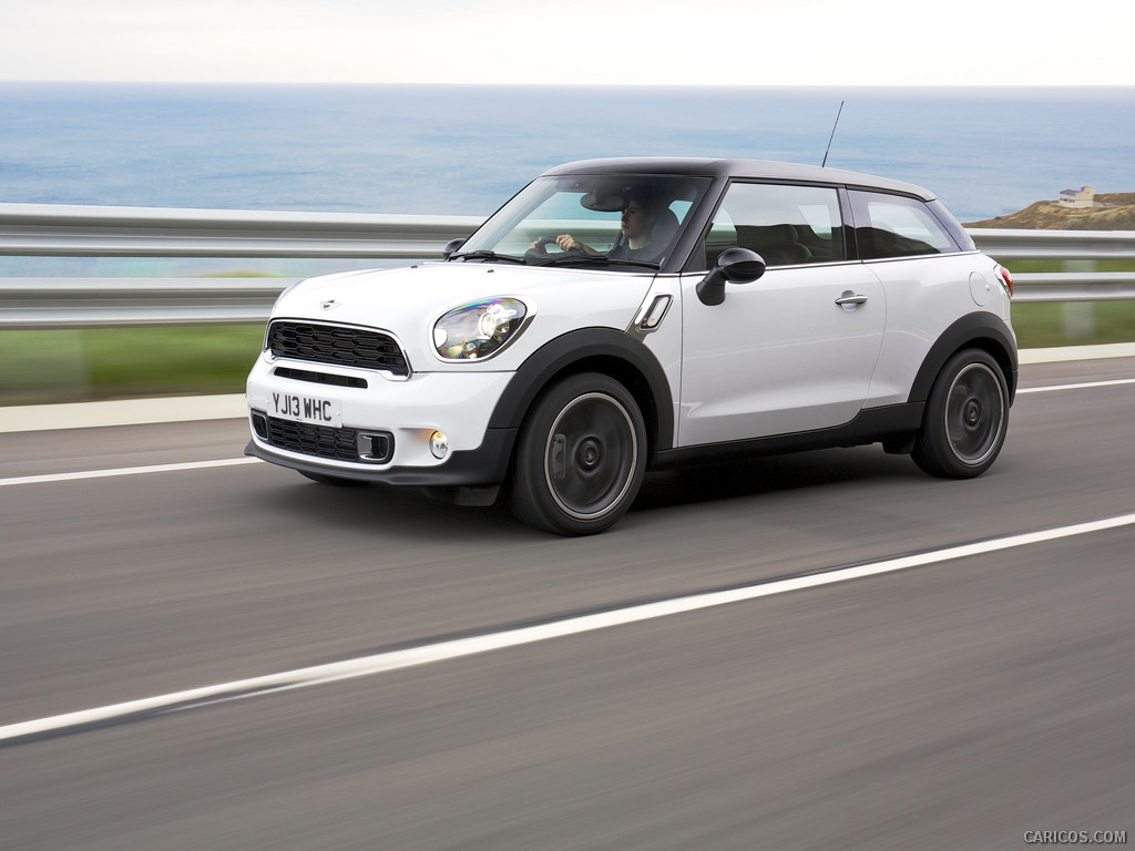 2014 MINI Cooper S Paceman UK-Version  - Front