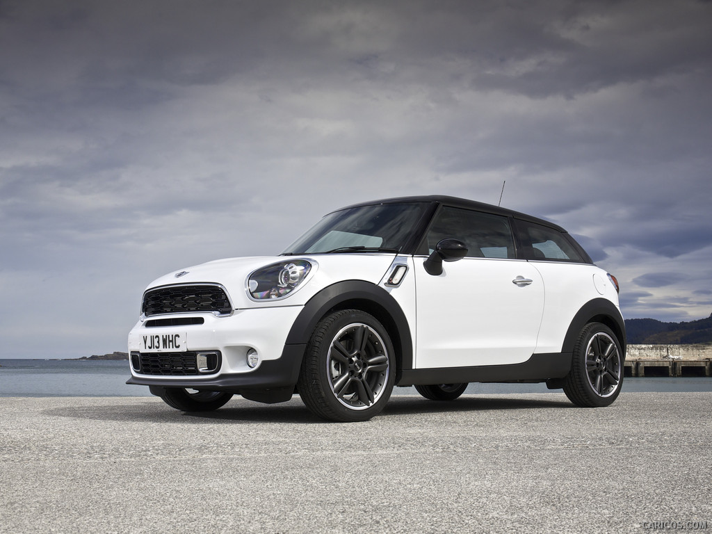 2014 MINI Cooper S Paceman UK-Version  - Front