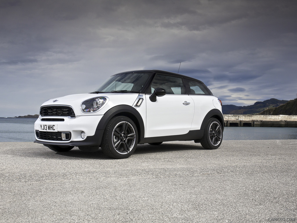 2014 MINI Cooper S Paceman UK-Version  - Front