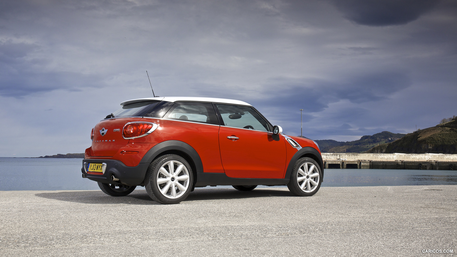 2014 MINI Cooper S Paceman UK-Version  - Side, #9 of 280