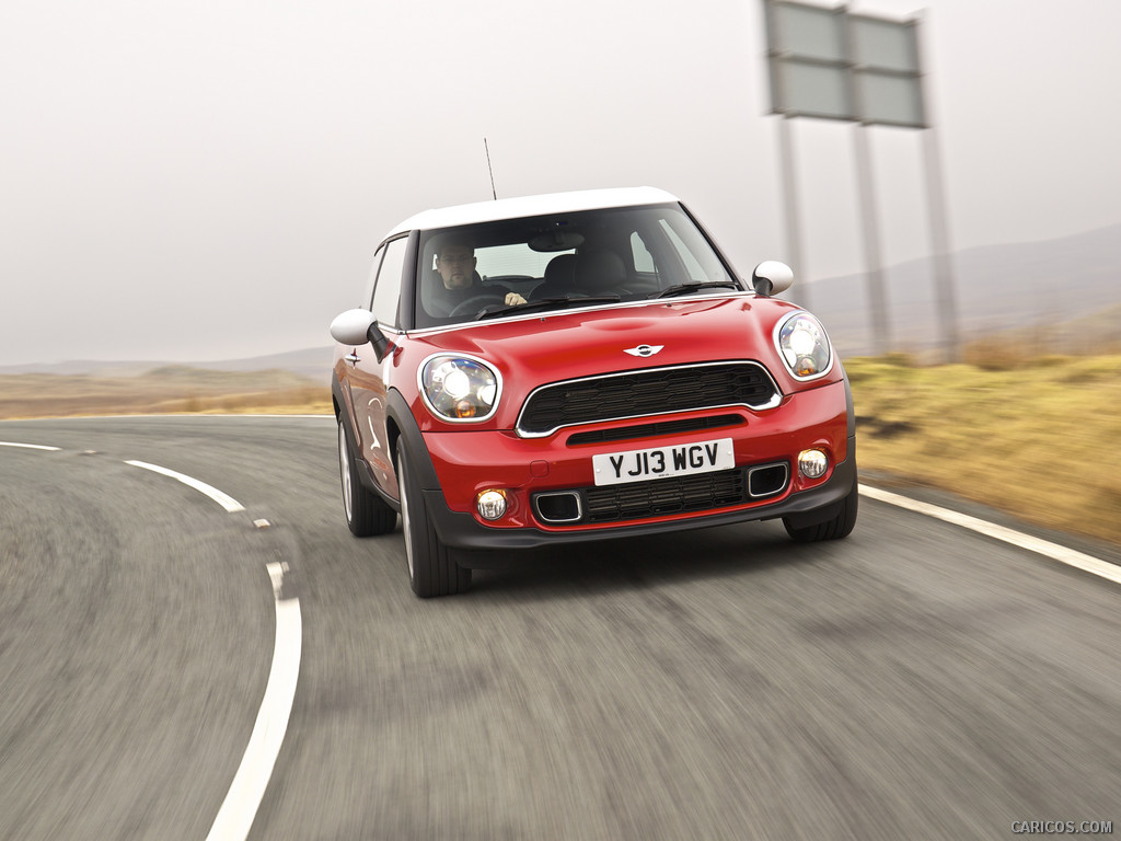 2014 MINI Paceman S UK-Version  - Front