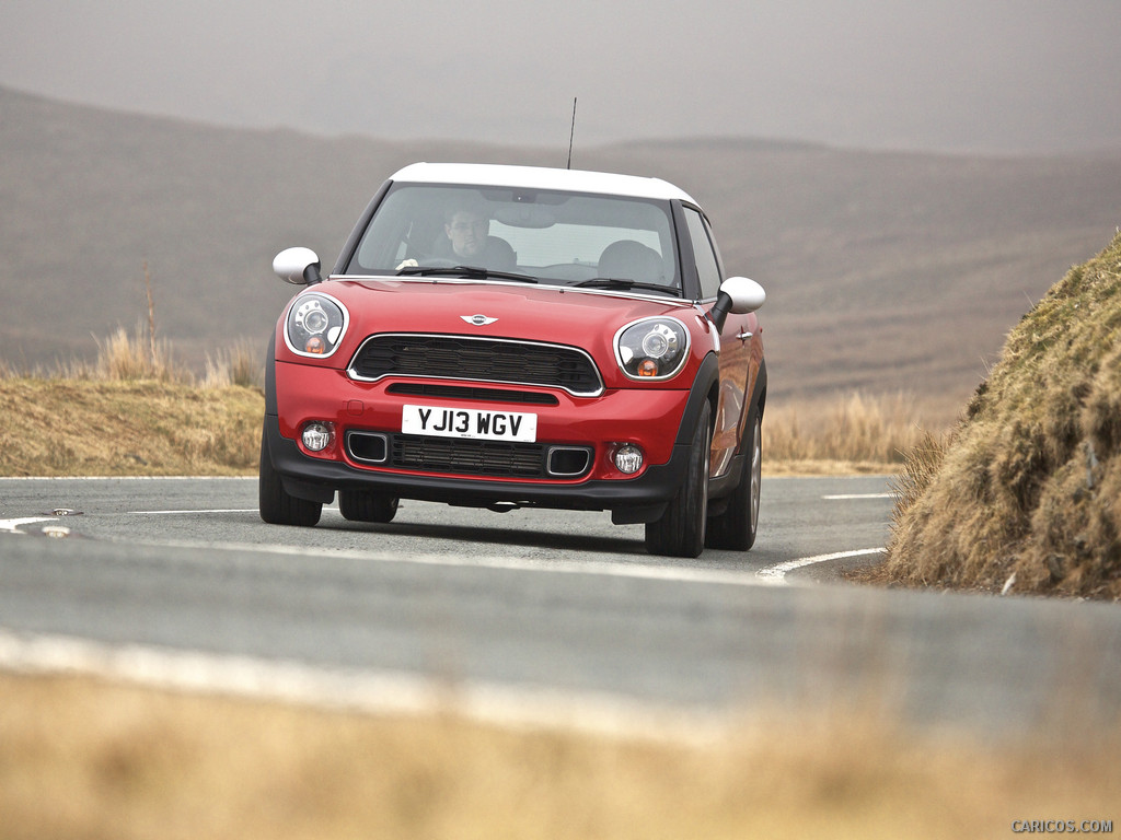 2014 MINI Paceman S UK-Version  - Front