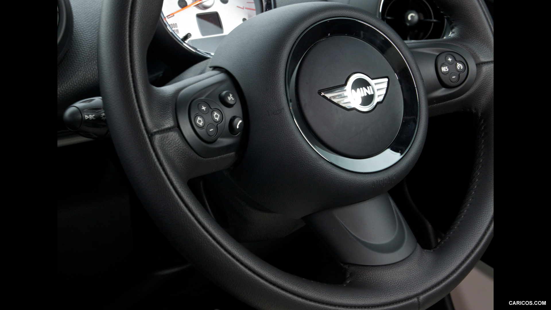2014 MINI Paceman SD UK-Version  - Interior Steering Wheel, #231 of 280