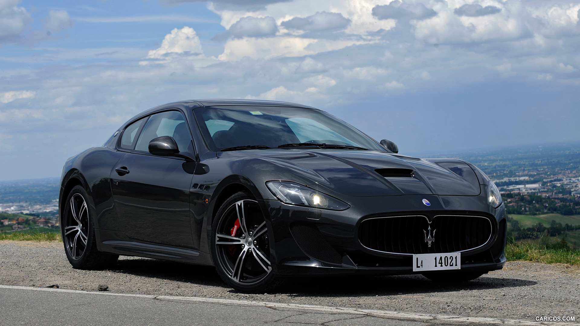 2014 Maserati GranTurismo MC Stradale  - Front, #7 of 33