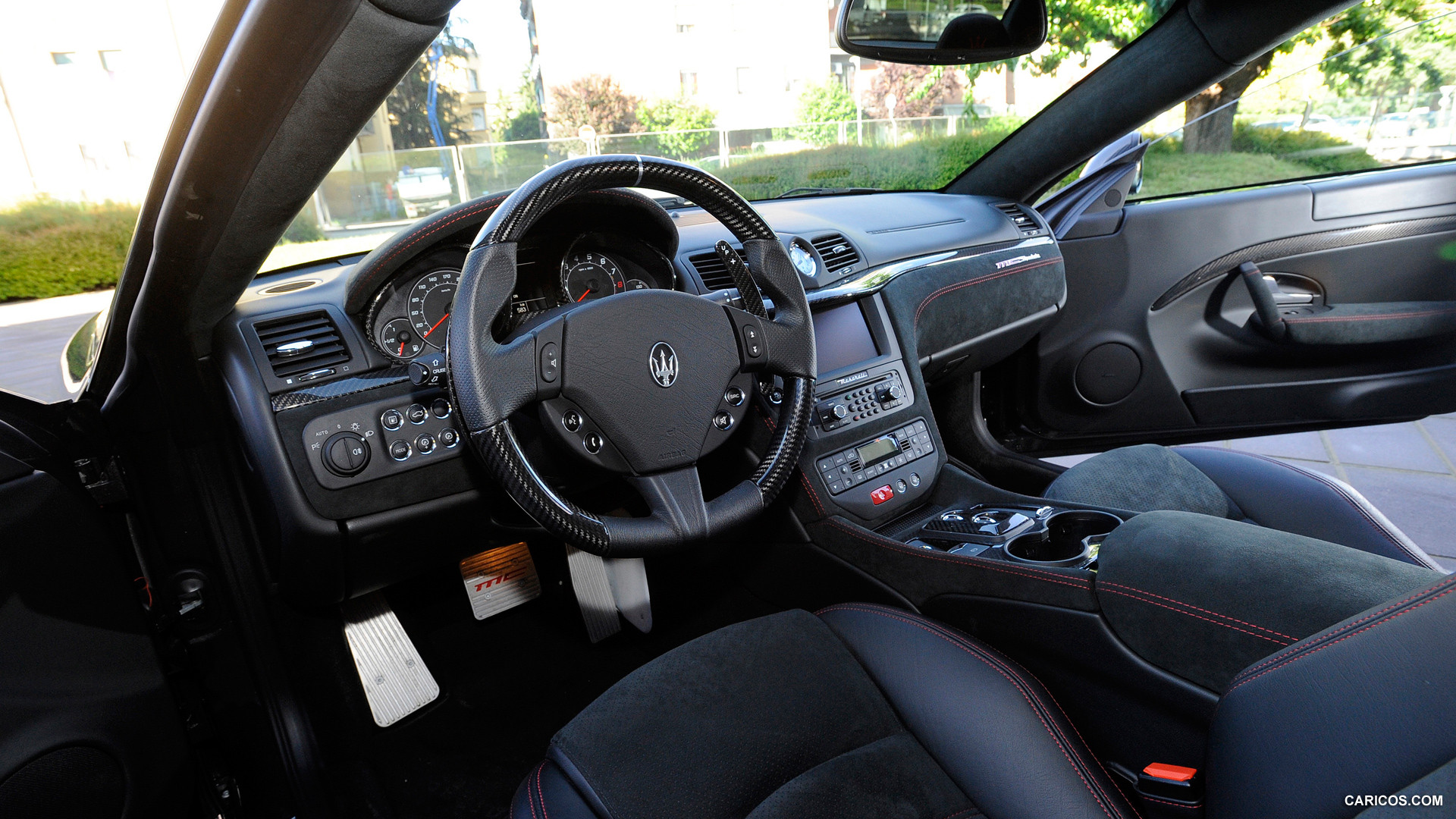 2014 Maserati GranTurismo MC Stradale  - Interior, #31 of 33