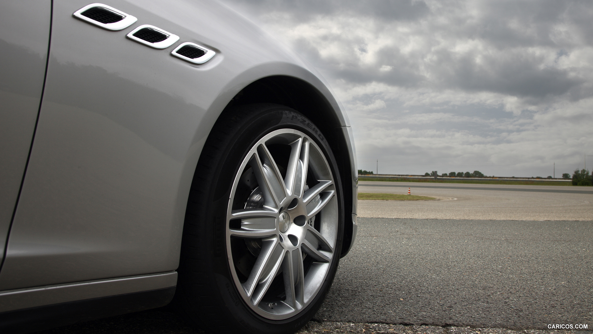 2014 Maserati Quattroporte S Q4 (V6)  - Wheel, #3 of 13