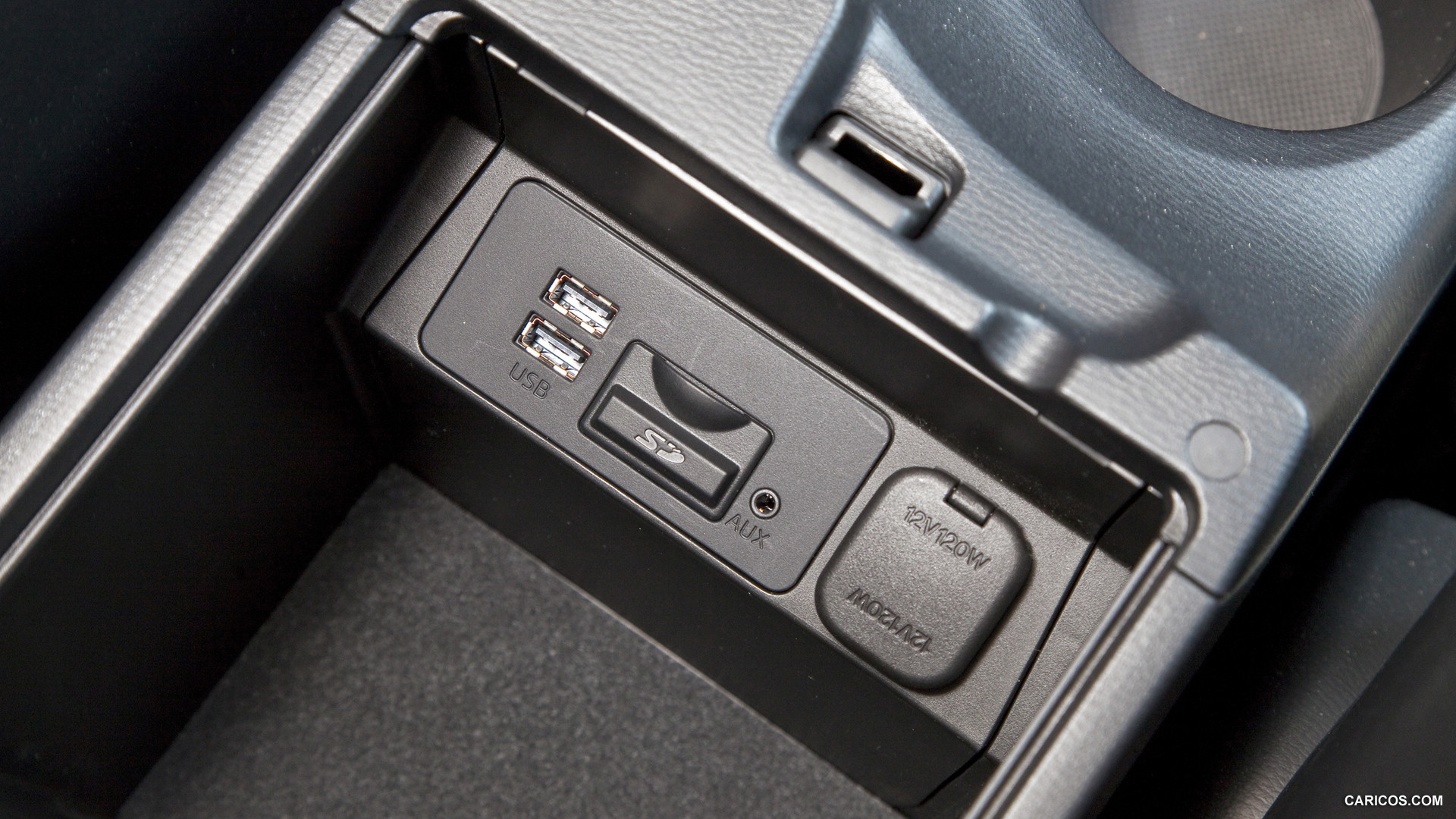 2014 Mazda3 Hatchback  - Interior Detail, #55 of 204