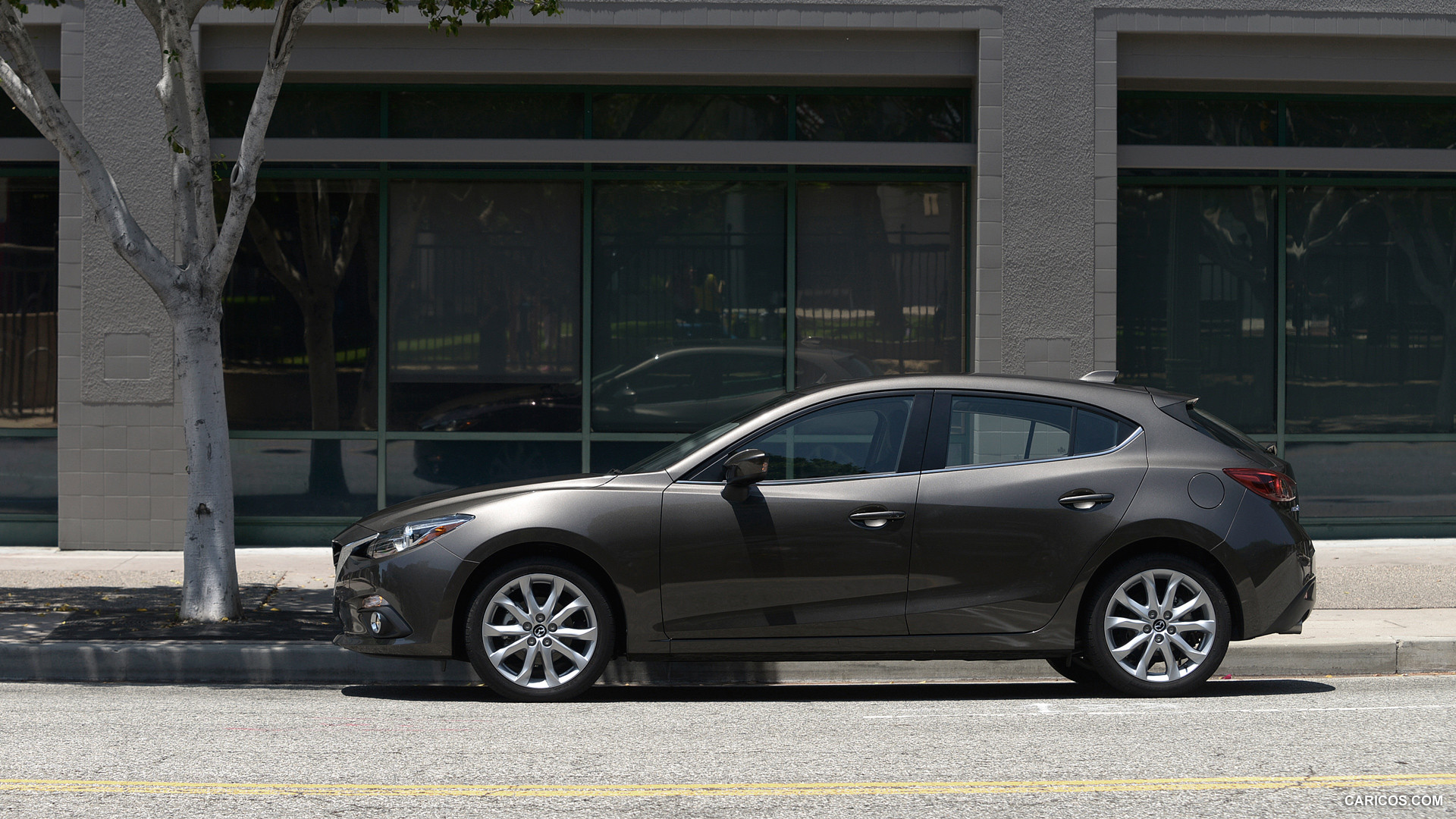2014 Mazda3 Hatchback  - Side, #103 of 204