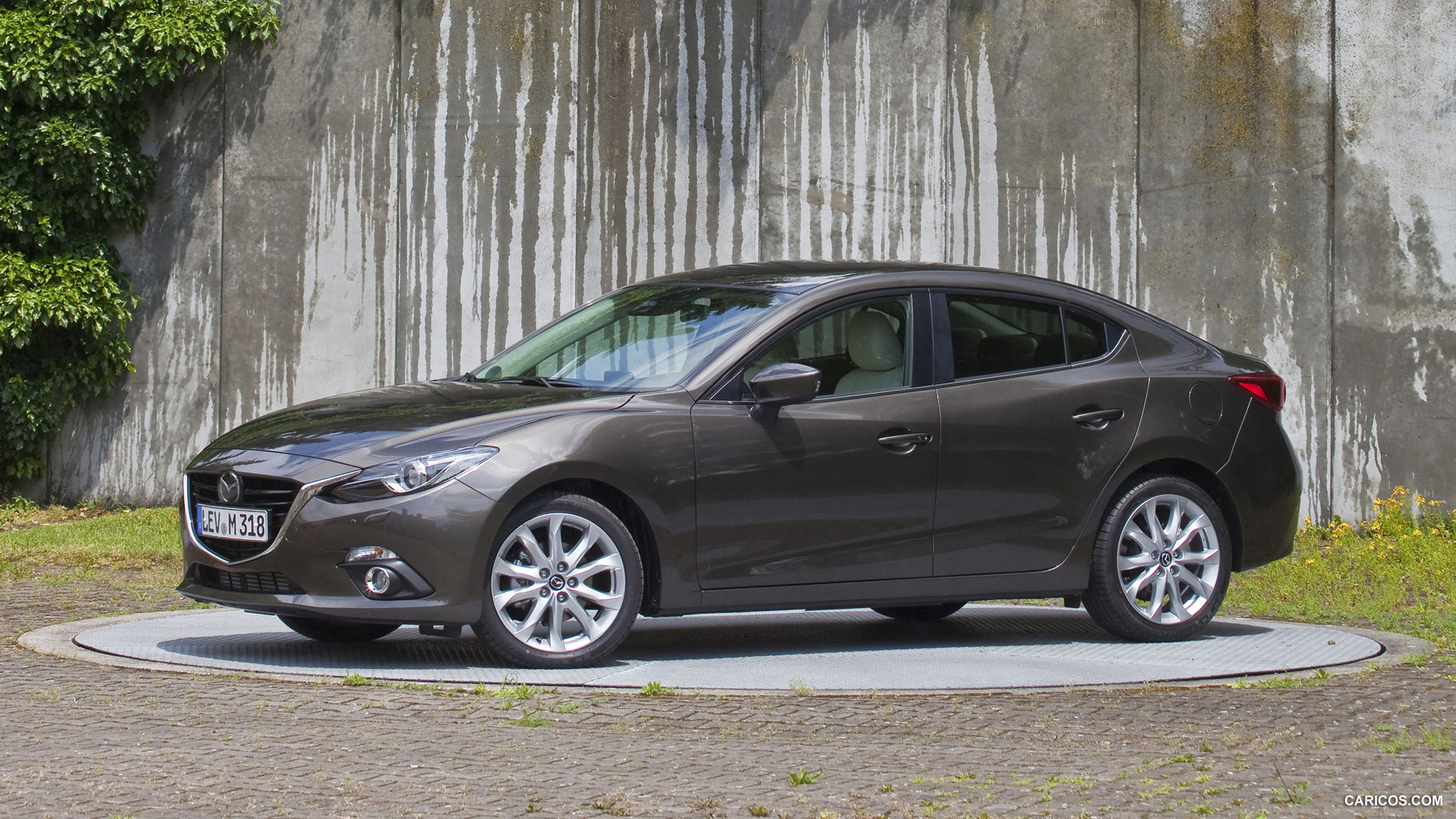 2014 Mazda3 Sedan  - Side, #27 of 98