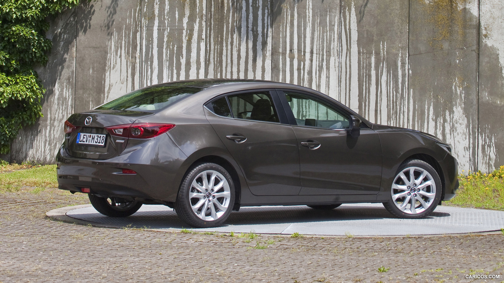 2014 Mazda3 Sedan  - Side, #40 of 98