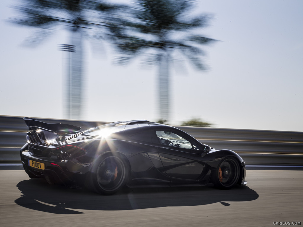 2014 McLaren P1  - Side