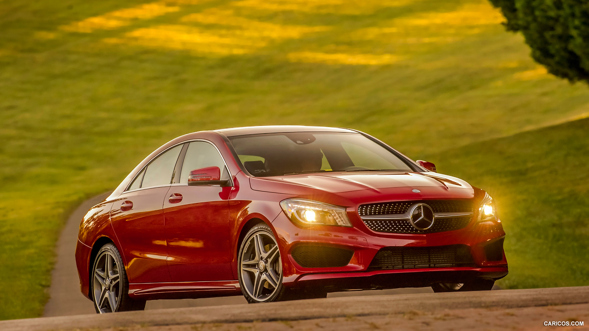2014 Mercedes-Benz CLA 250 (US-Version)  - Front, #20 of 59
