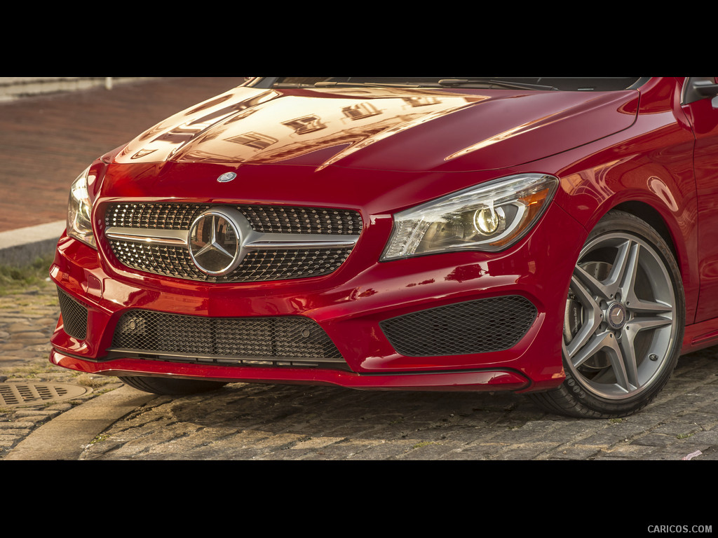 2014 Mercedes-Benz CLA 250 (US-Version)  - Front