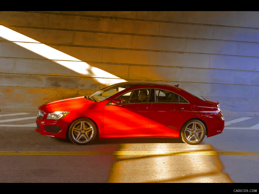 2014 Mercedes-Benz CLA 250 (US-Version)  - Side