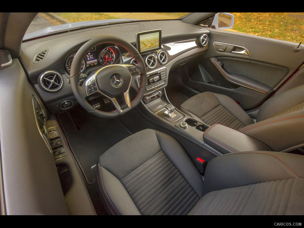 2014 Mercedes-Benz CLA 45 AMG (US Version)  - Interior