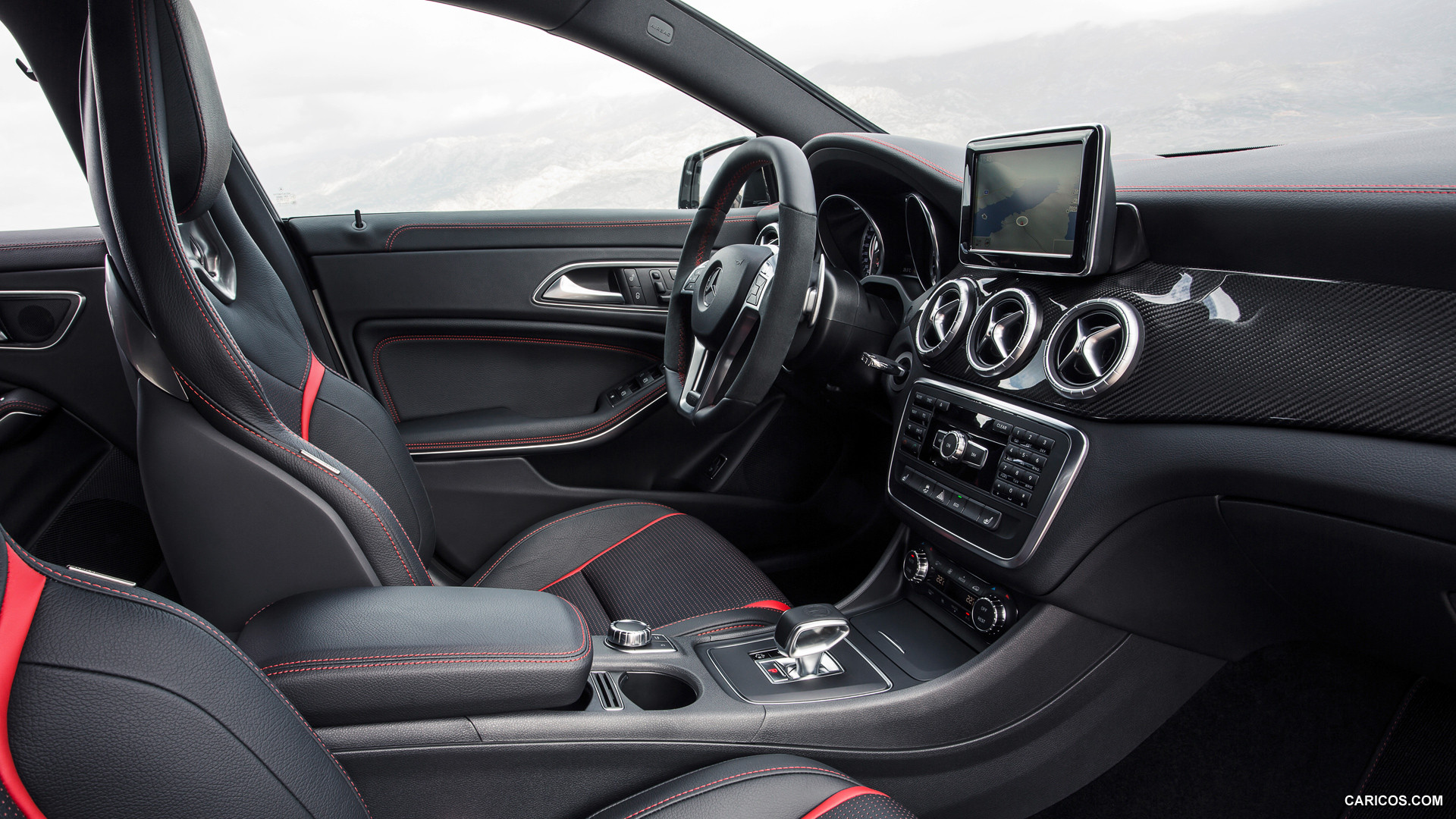 2014 Mercedes-Benz CLA 45 AMG  - Interior, #25 of 44