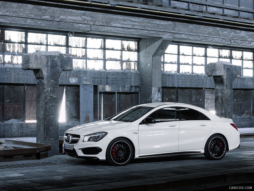 2014 Mercedes-Benz CLA 45 AMG  - Side