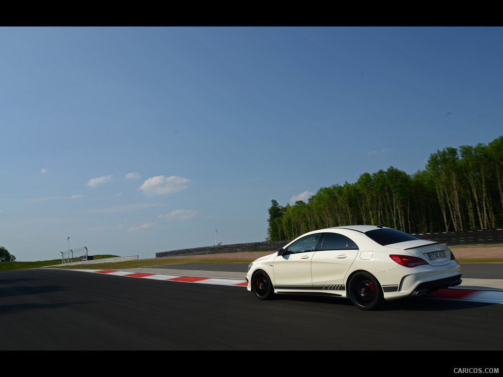 2014 Mercedes-Benz CLA 45 AMG Edition 1  - Side