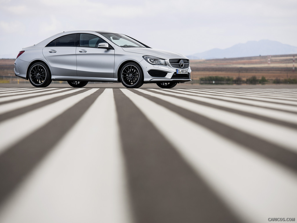 2014 Mercedes-Benz CLA-Class CLA 250 Edition 1 - Front