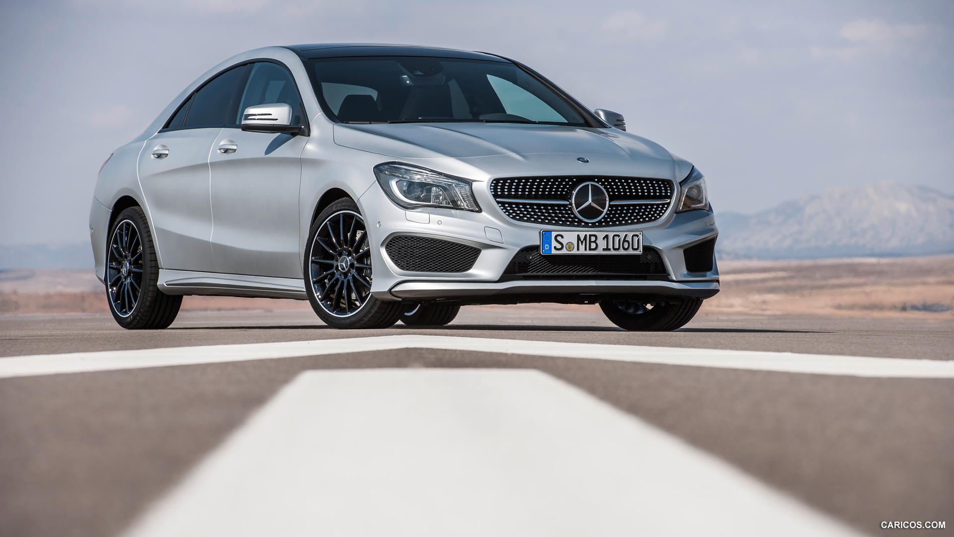2014 Mercedes-Benz CLA-Class CLA 250 Edition 1 - Front, #14 of 183