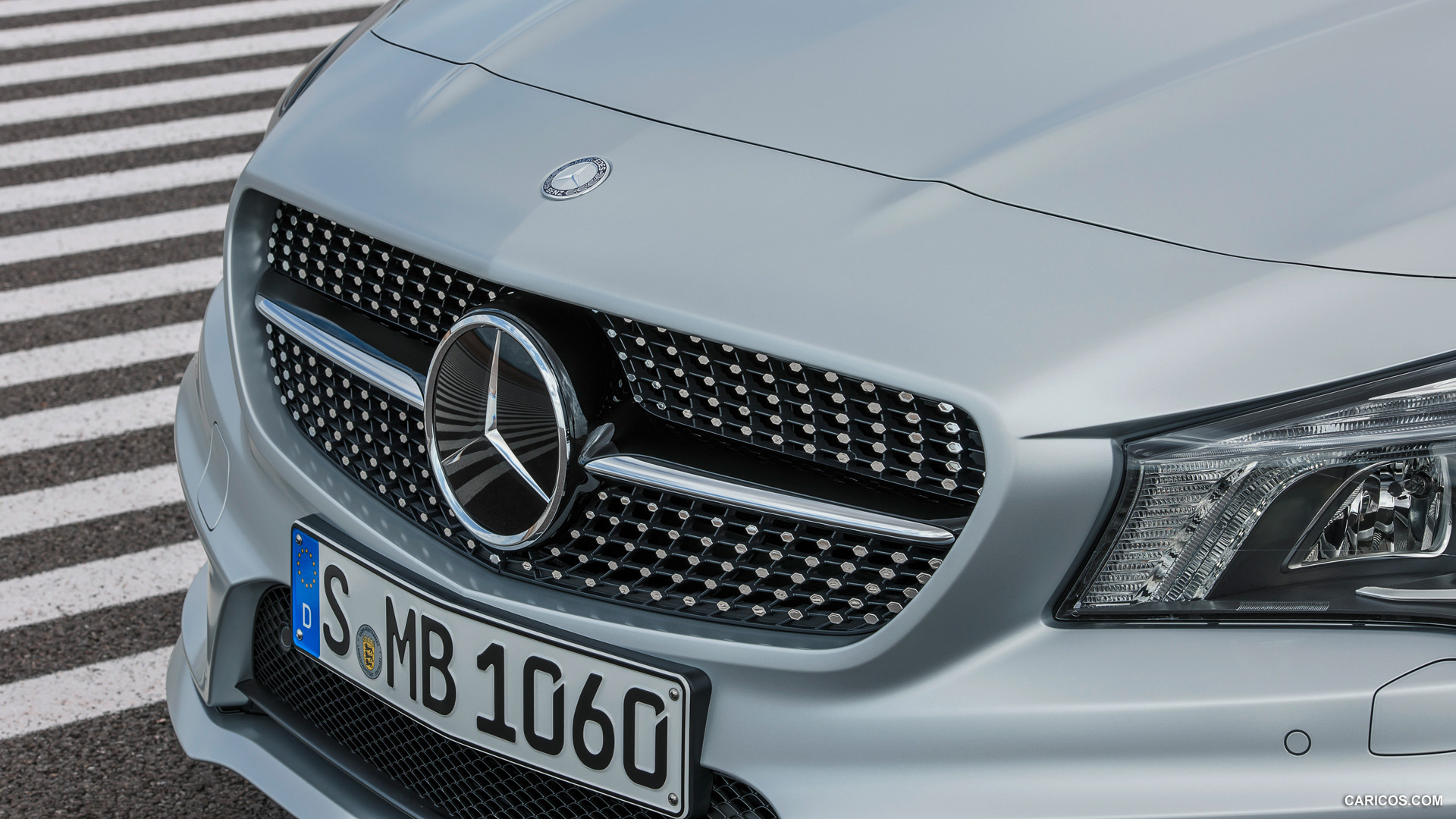 2014 Mercedes-Benz CLA-Class CLA 250 Edition 1 - Grille, #21 of 183