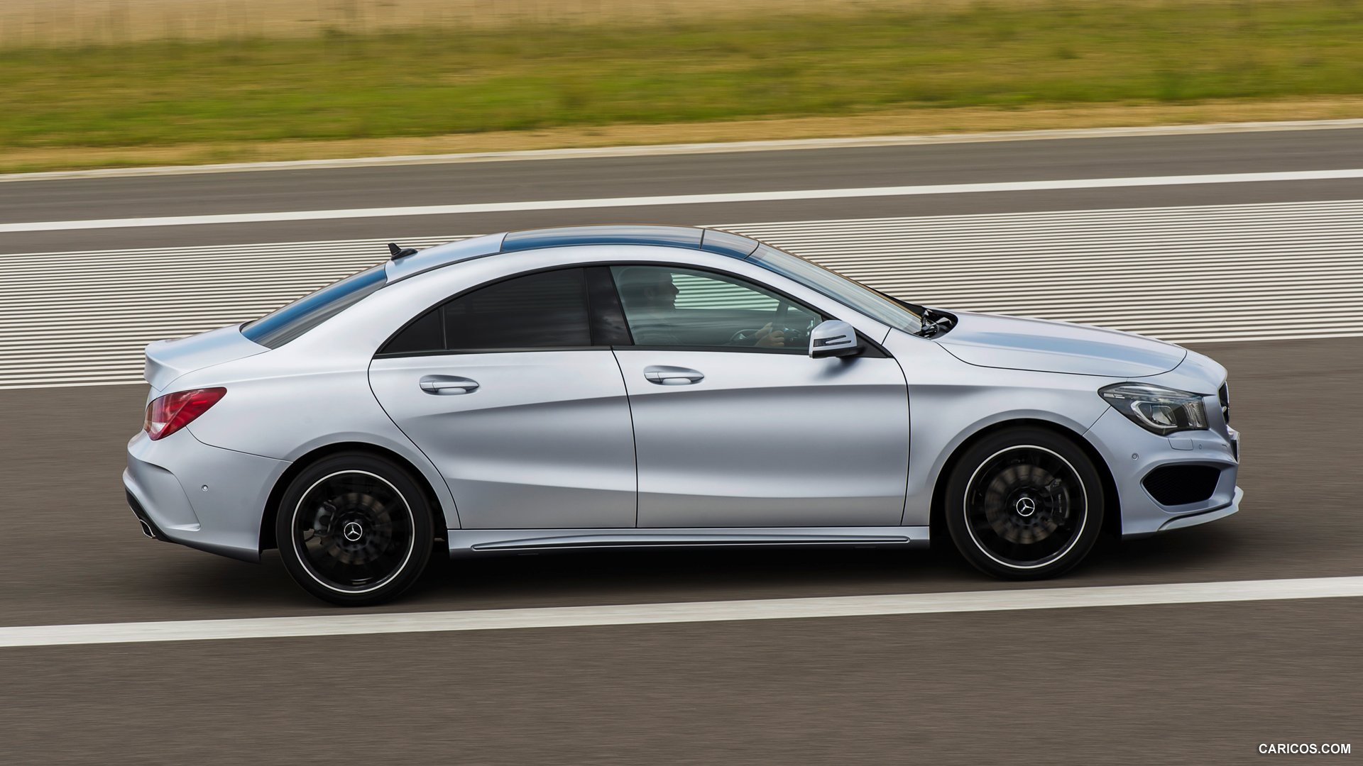 2014 Mercedes-Benz CLA-Class CLA 250 Edition 1 - Side, #56 of 183