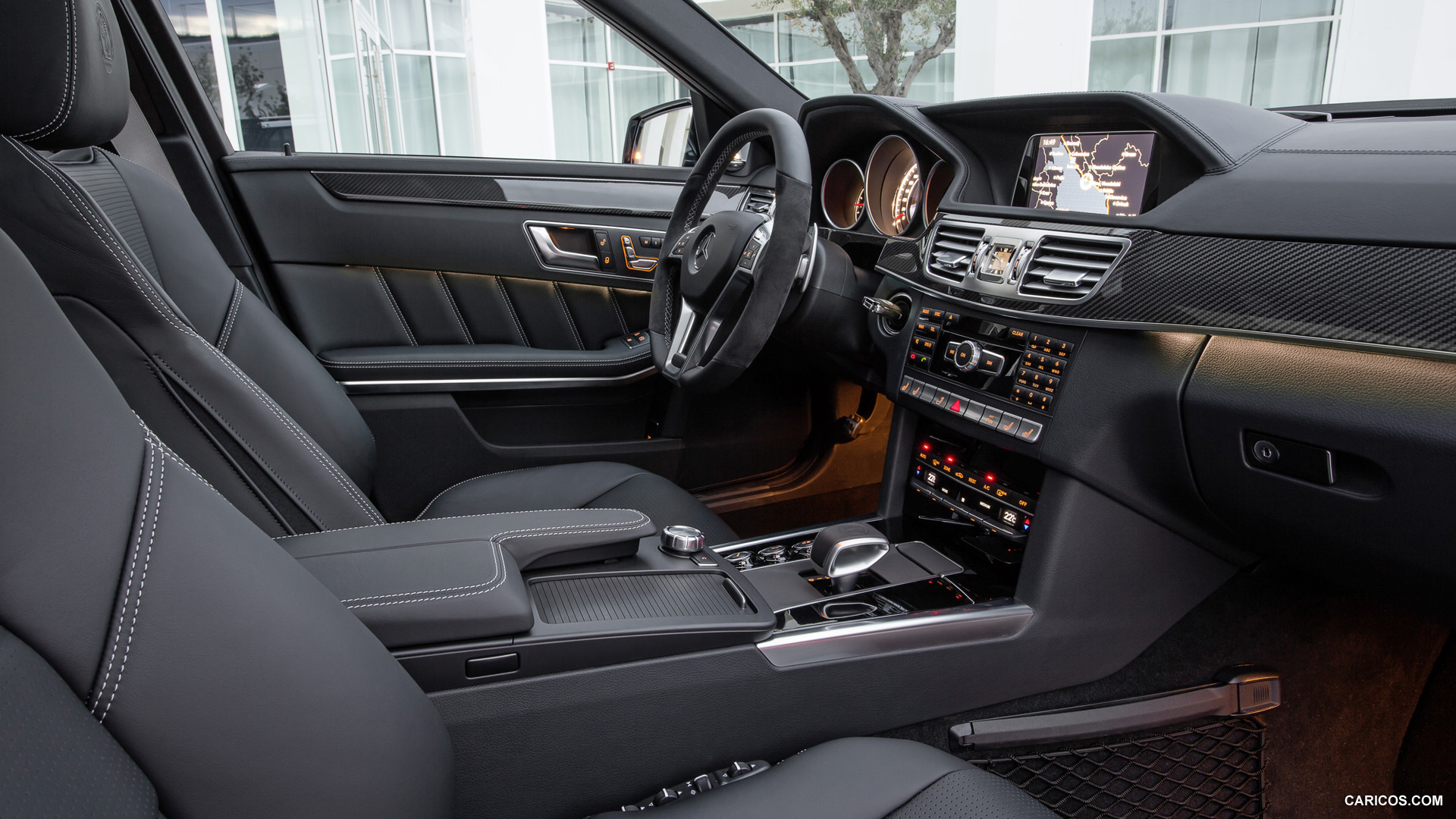 2014 Mercedes-Benz E 63 AMG  - Interior, #15 of 26
