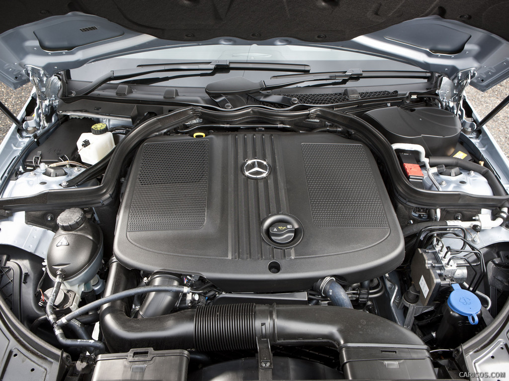 2014 Mercedes-Benz E-Class E 220 CDI Coupe (UK-Version)  - Engine