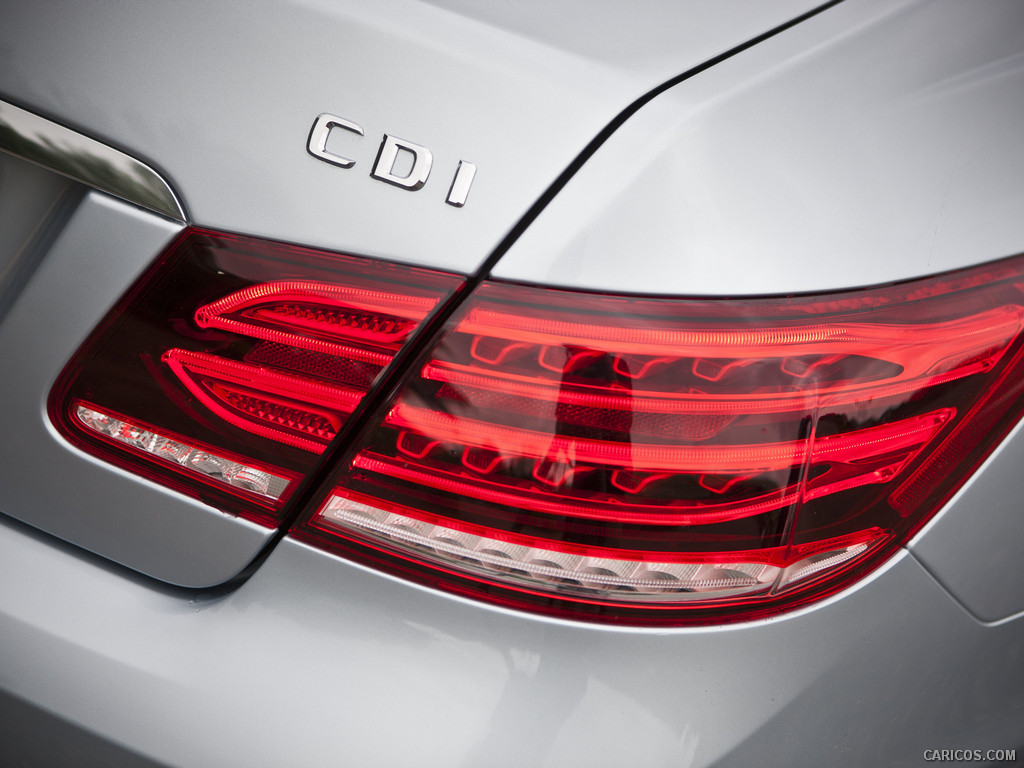 2014 Mercedes-Benz E-Class E 220 CDI Coupe (UK-Version)  - Tail Light