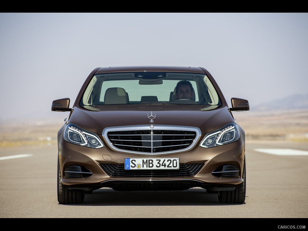 2014 Mercedes-Benz E-Class E 300 BlueTEC HYBRID - Front