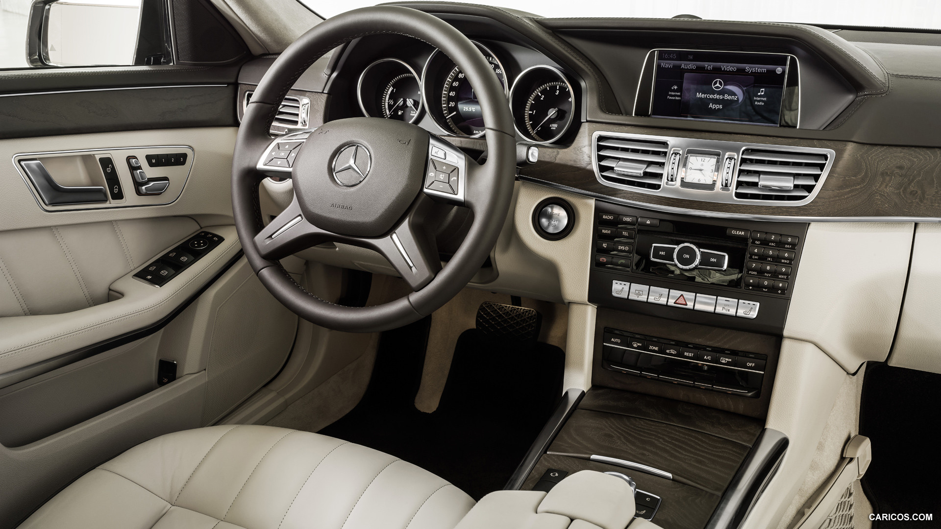 2014 Mercedes-Benz E-Class E 300 BlueTEC HYBRID - Interior, #36 of 72