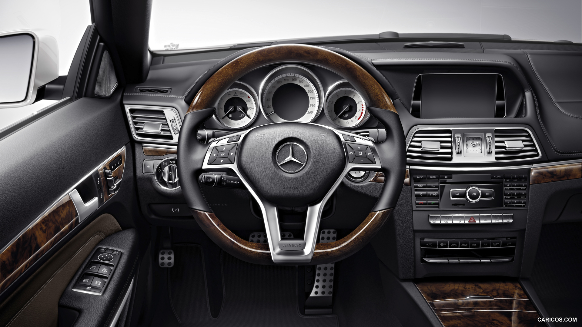 2014 Mercedes-Benz E350 BlueTEC Cabriolet  - Interior, #46 of 82