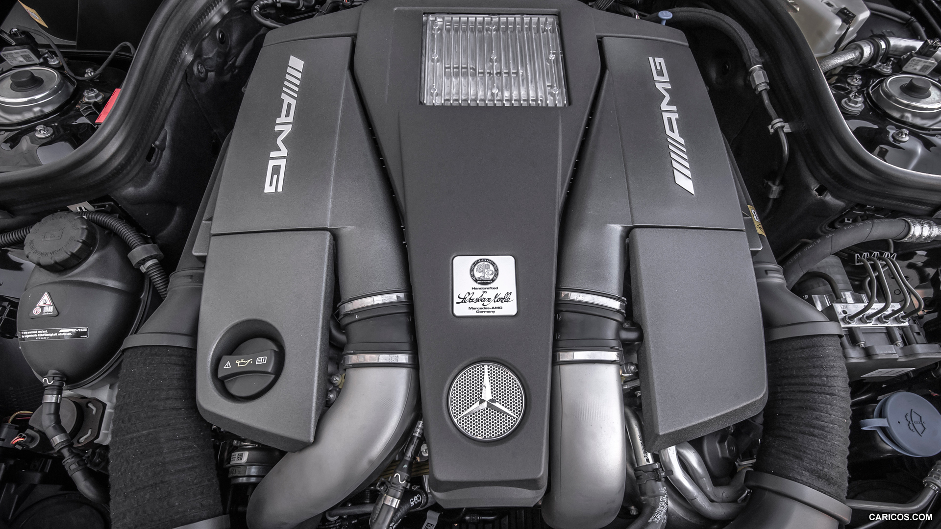 2014 Mercedes-Benz E63 AMG (US-Version)  - Engine, #21 of 26