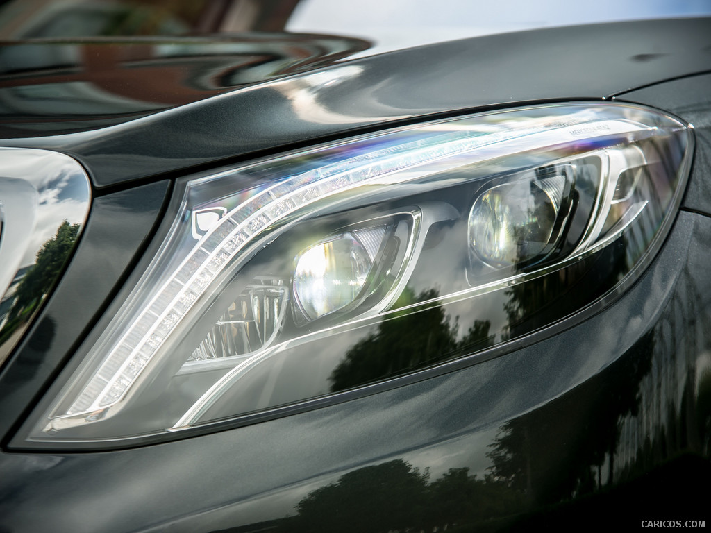 2014 Mercedes-Benz S-Class S500 (UK-Version)  - Headlight