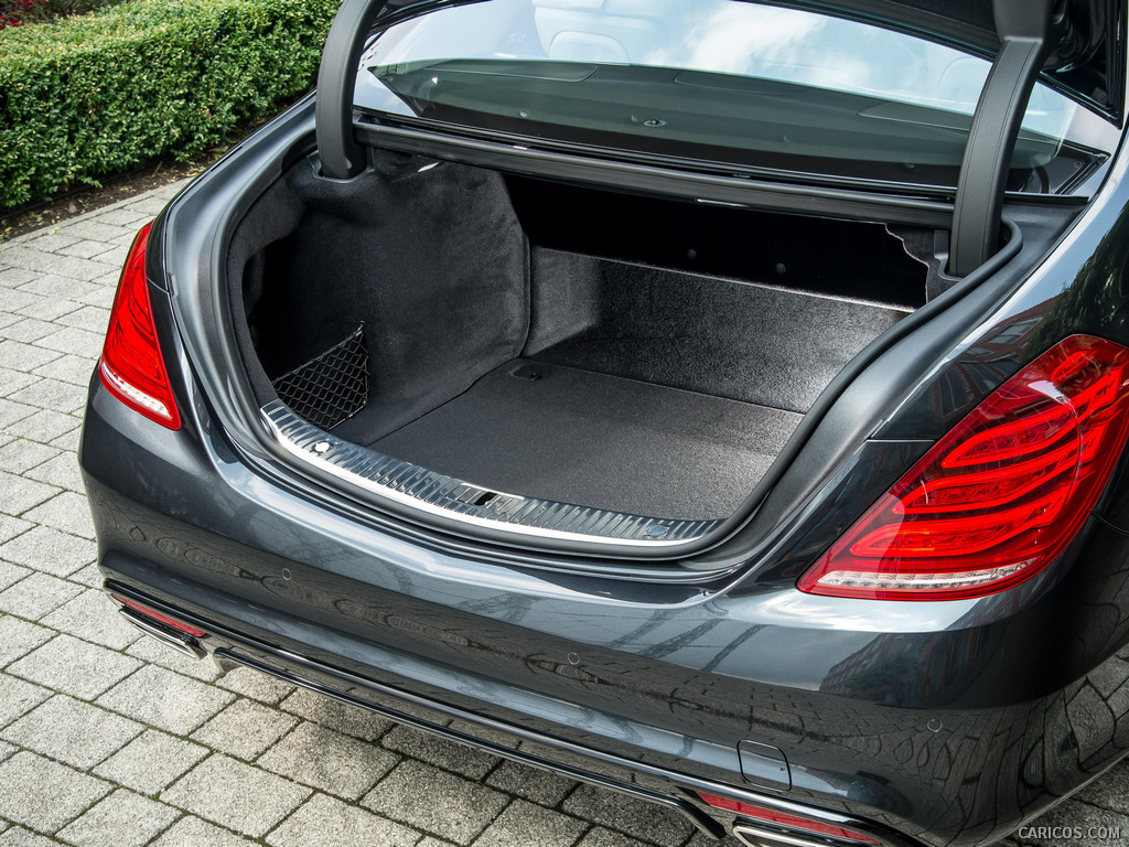 2014 Mercedes-Benz S-Class S500 (UK-Version)  - Trunk