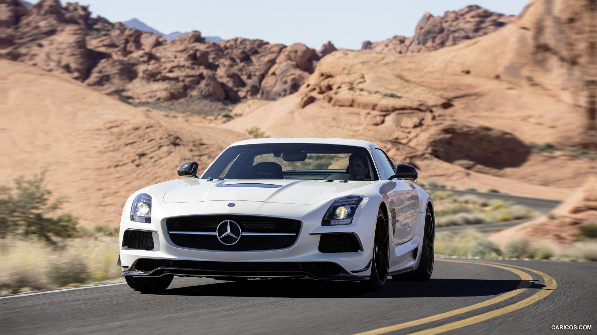 2014 Mercedes-Benz SLS AMG Coupe Black Series White - Front, #2 of 40