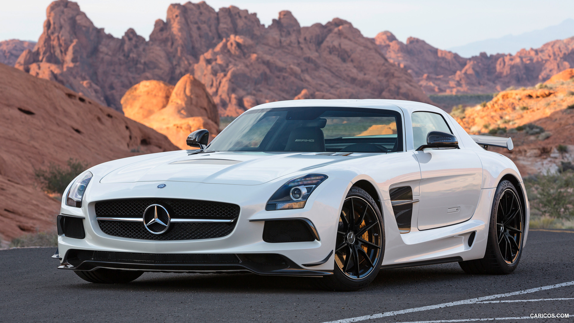 2014 Mercedes-Benz SLS AMG Coupe Black Series White - Front, #9 of 40