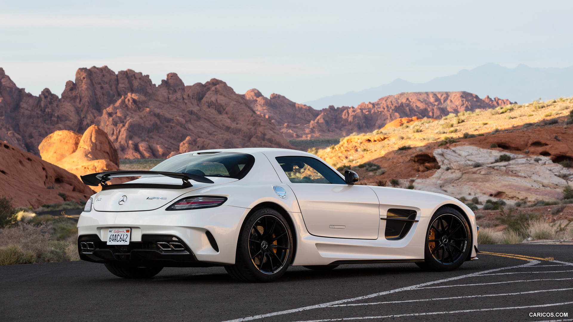 2014 Mercedes-Benz SLS AMG Coupe Black Series White - Rear, #10 of 40