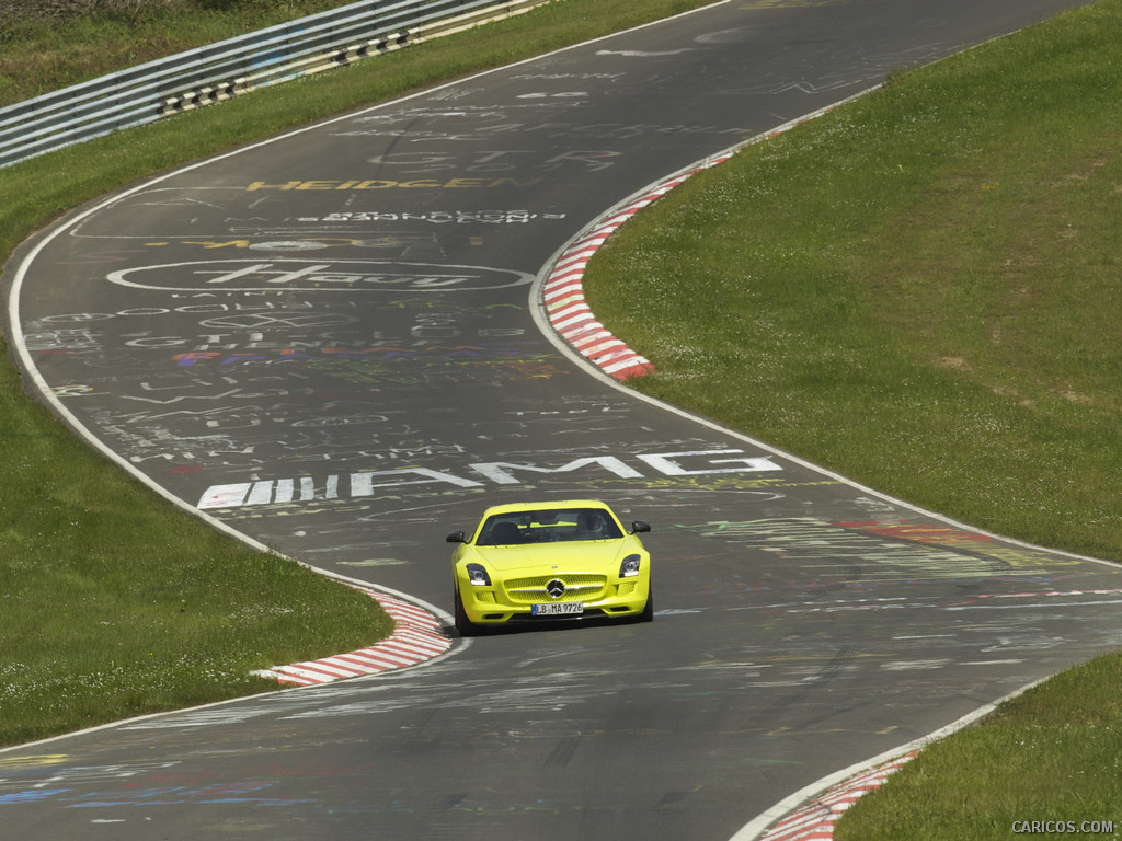 2014 Mercedes-Benz SLS AMG Coupe Electric Drive, Yellow at Nürburgring   - Front