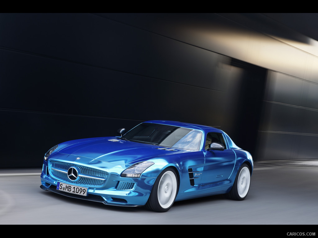 2014 Mercedes-Benz SLS AMG Coupe Electric Drive  - Front