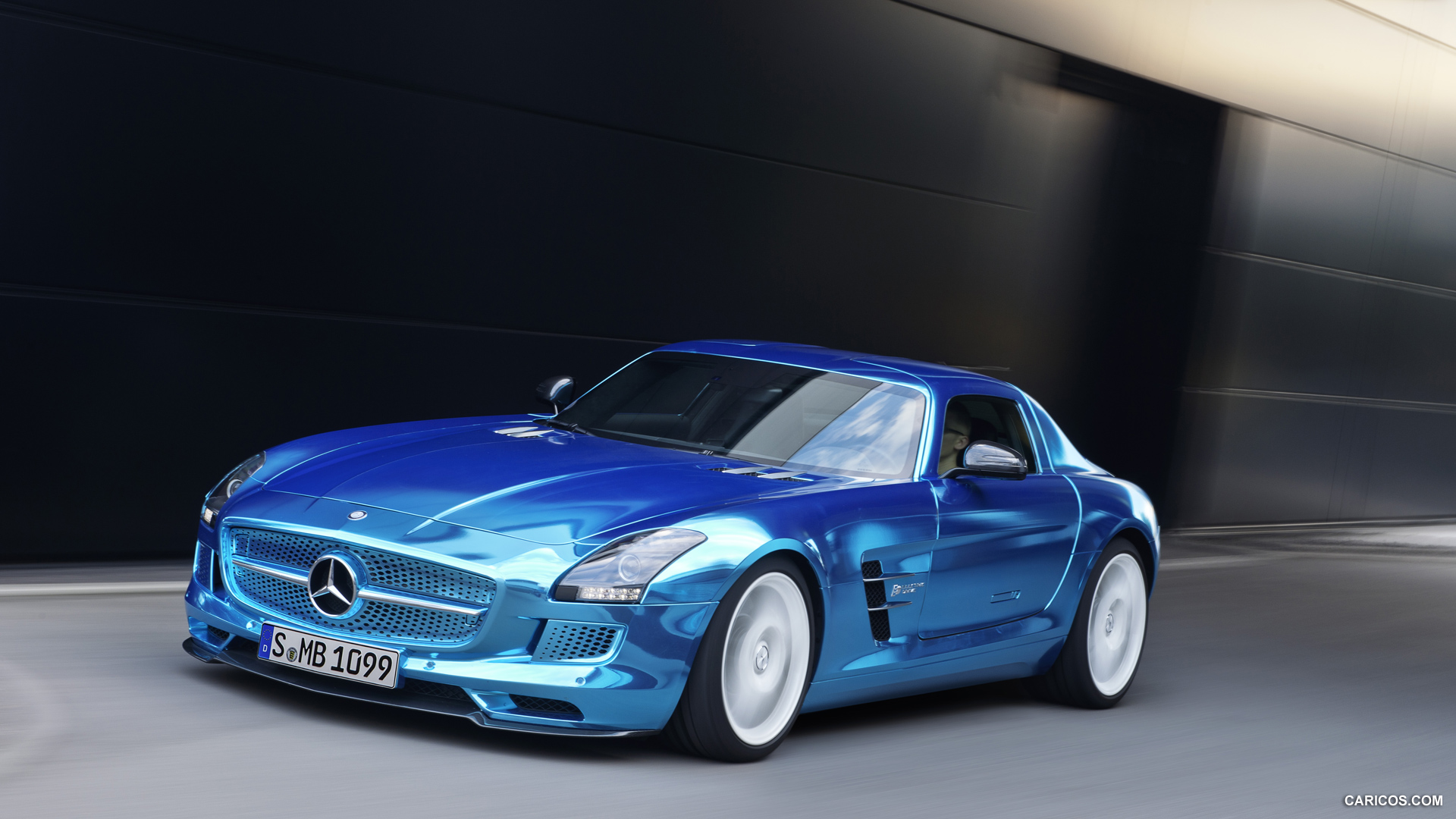 2014 Mercedes-Benz SLS AMG Coupe Electric Drive  - Front, #15 of 47